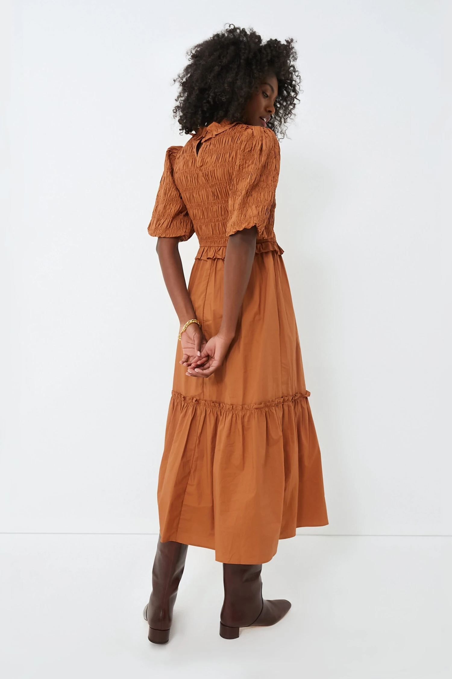 Exclusive Caramel Bubble Sleeve Smocked Midi Dress - Image 4